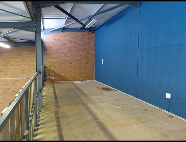 INDUSTRIAL PROPERTY TO RENT IN HILTON
